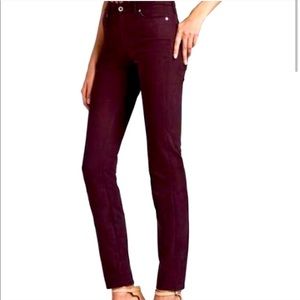 Hayden Skinny Jeans in Plum